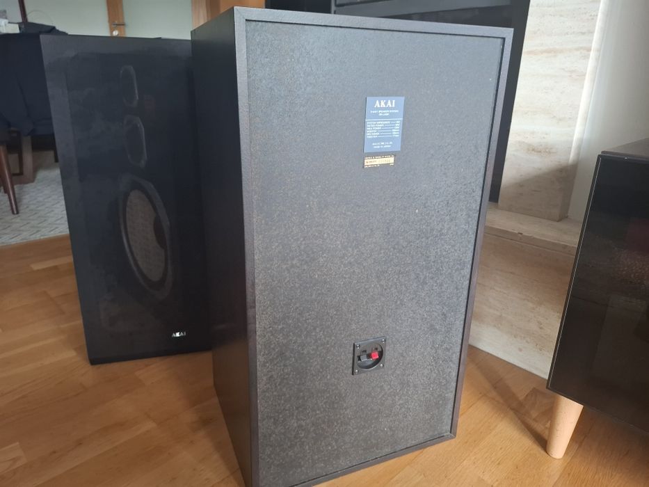 Colunas AKAI SR-La301 de 80 W