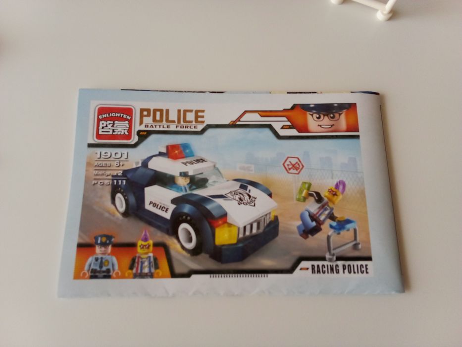 Carro de Polícia 1901 (LEGO)