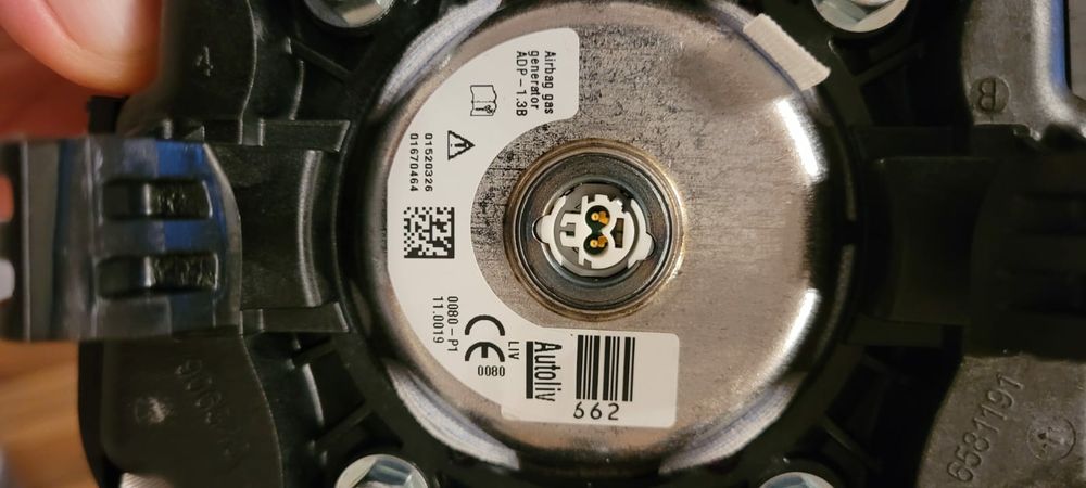 Продаю оригинальную подушку безопасности Jeep Avenger