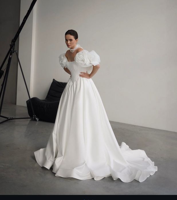 Весільна сукня,не вінчана,після хімчистки