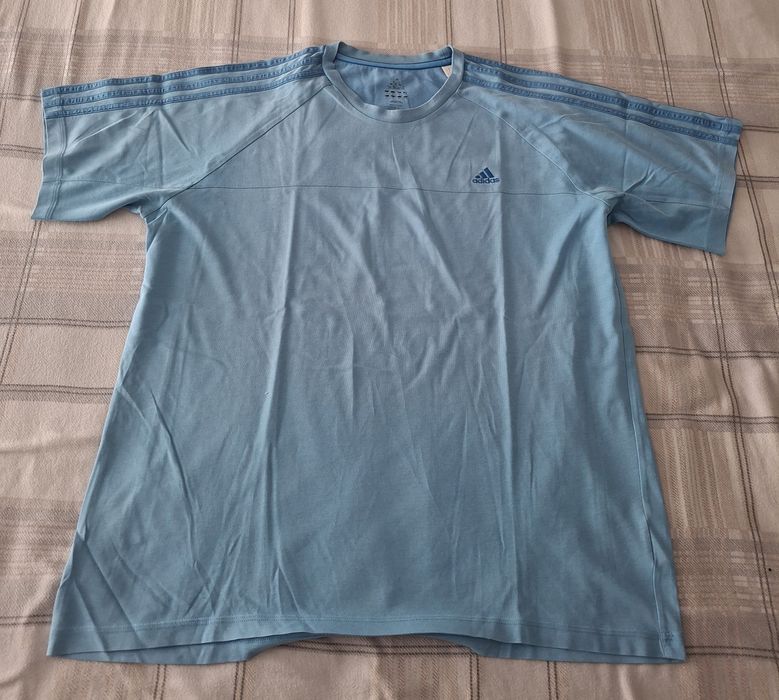T-shirts Adidas tamanho XL