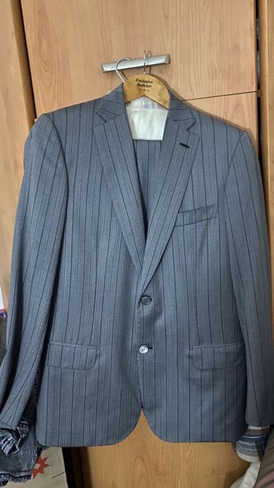 Оригінальний піджак Brioni BRUNICO, розмір 48–49, 100% вовна, Італія