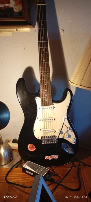 Guitarra Rocker e mesa mistura URGENTE
