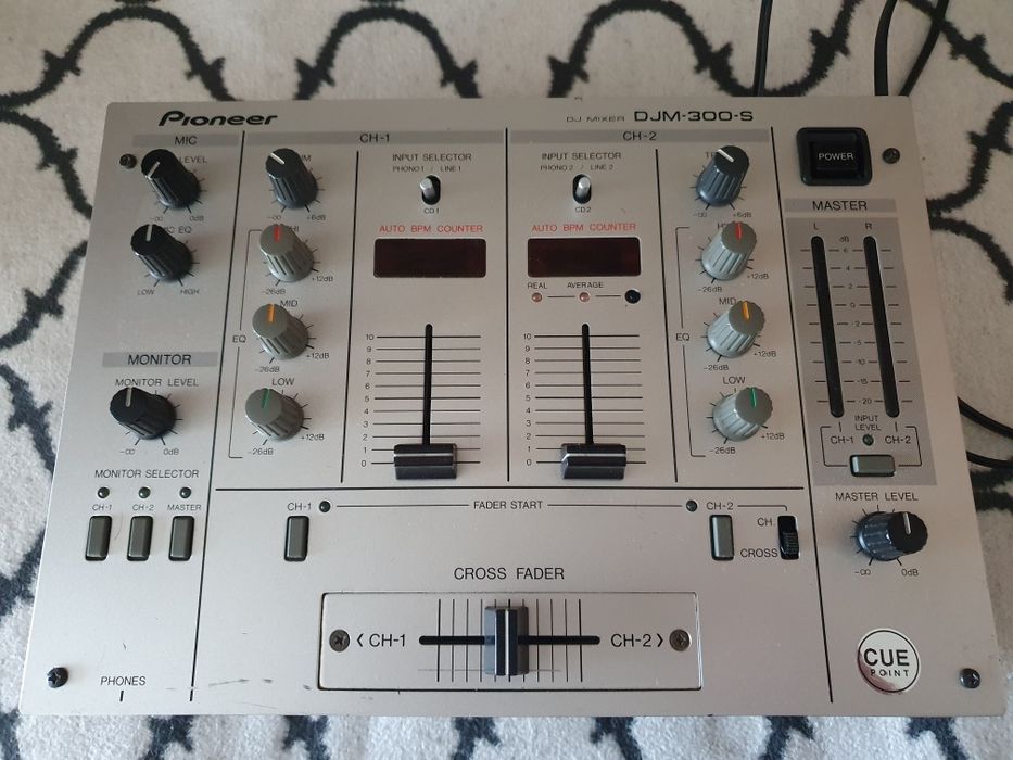 Mikser pioneer djm 300 s