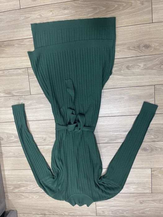 Плаття довге в рубчик