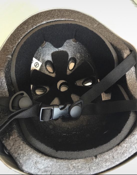Capacete Deeply para bicicleta e skate