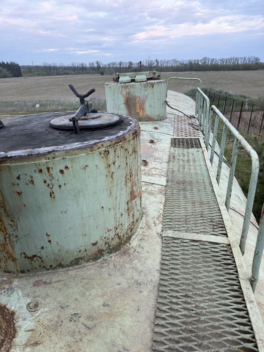 Полуприцеп, напівпричіп цистерна  ЧМЗАП ТЗ-22