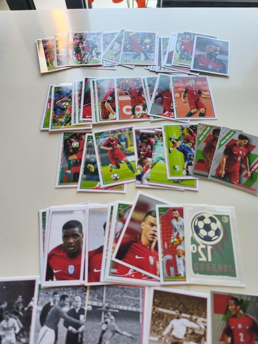 Cromos futebol Continente