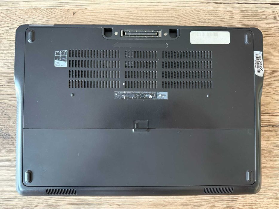Dell Latitude E7450 – i5-5300U / 16 GB RAM / SSD 256 GB / Windows 10 Enterprise LTSC