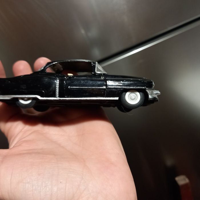 Машинка металлическая коллекционная 1953, Cadillac series 62, 1÷43, ик