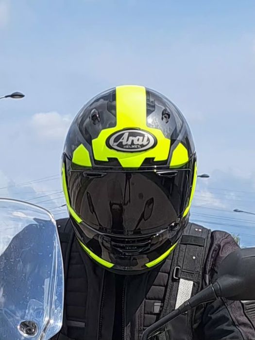 Kask Arai Quantic M
