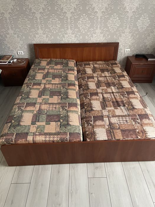 Ліжко двохспальне