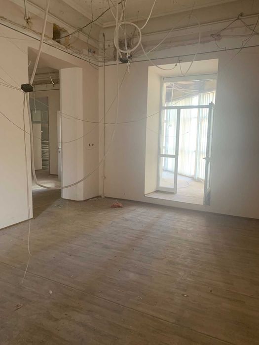 Продам офис 552 кв.м на Дерибасовской. От хозяина