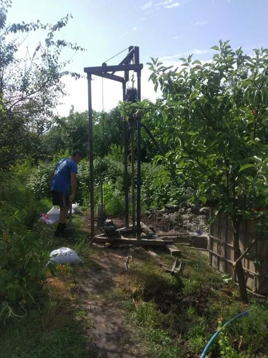Буріння скважин на воду. Буріння свердловин на воду під ключ