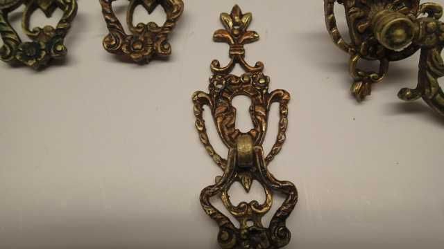 Puxadores antigos em Bronze