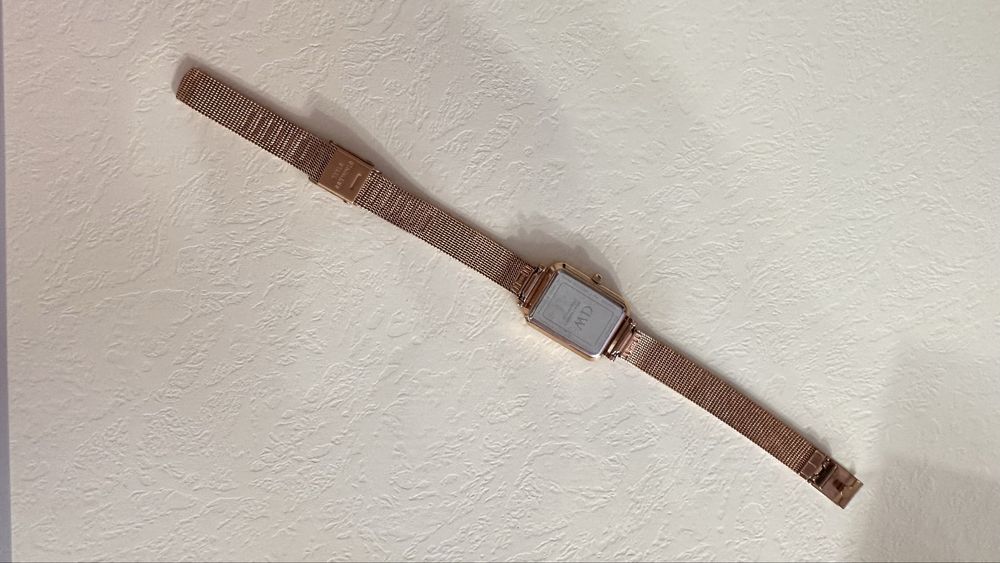 Biżuteria Daniel Wellington - różowe złoto.