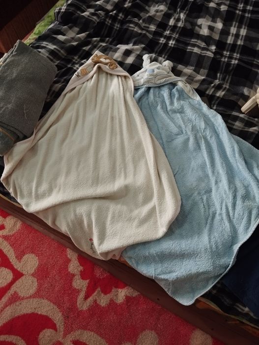 Отдам уголки для новорожденных