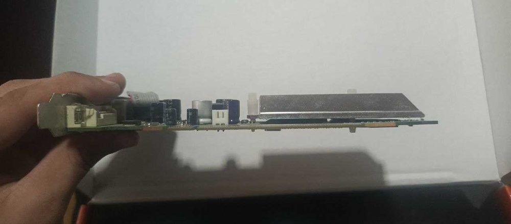 Відеокарта NVIDIA Quadro NVS 290 256mb PCI-Ex DDR2 64bit (DMS-59)