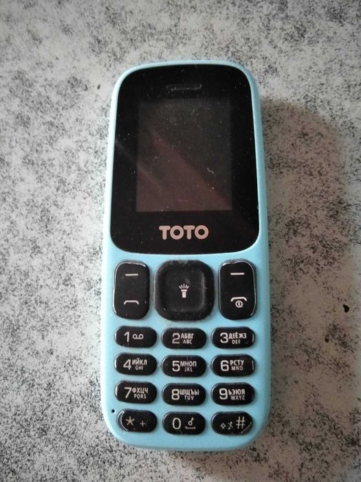 Телефон мобильный кнопочный Тото