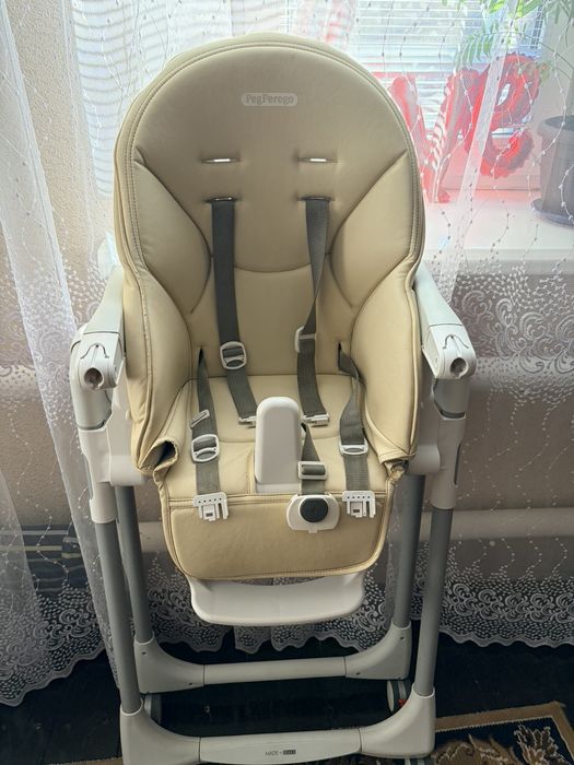 Стульчик для кормления Peg Perego (бежевий)