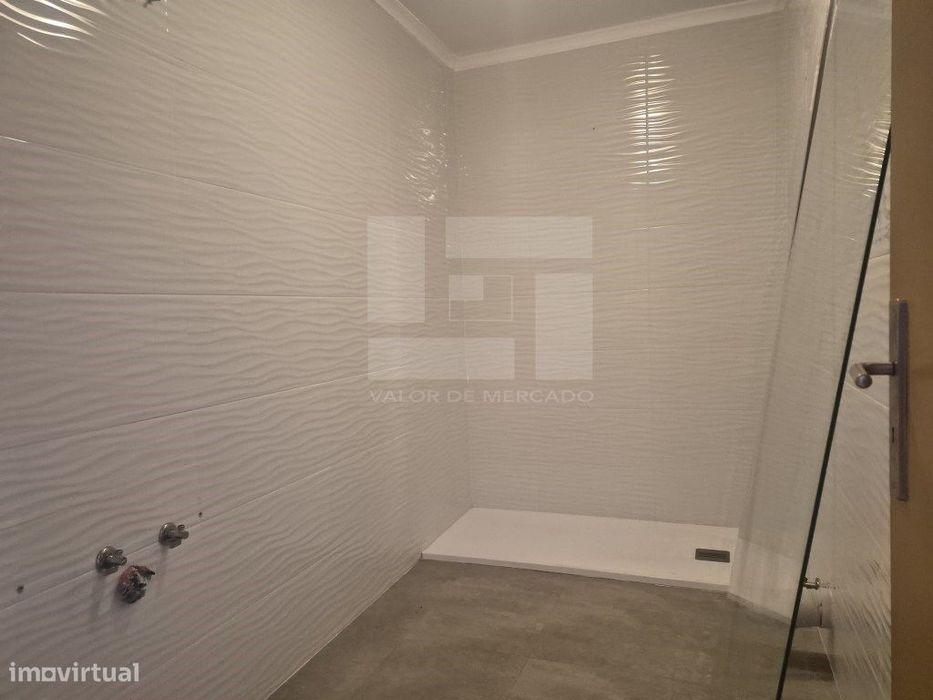 Apartamento T2 - Ameixoeira