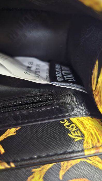 Сумка Versace Jeans Couture крос боді малюнок чорна кежуал