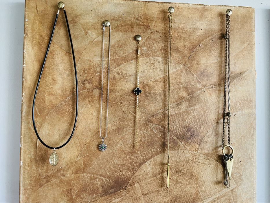 Золоті прикраси, біжутерія, срібло, позолота