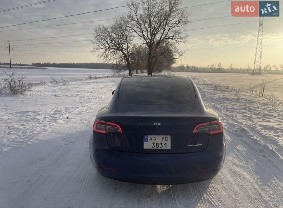Tesla Model 3 2020 54 квт