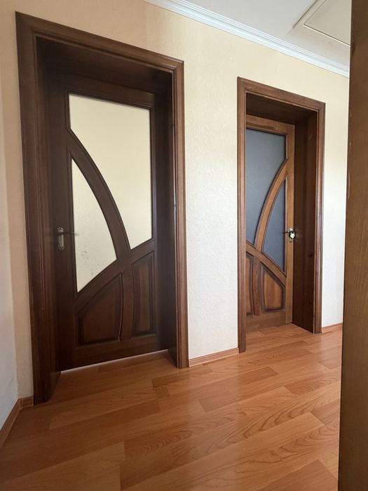 Продам соснові двері