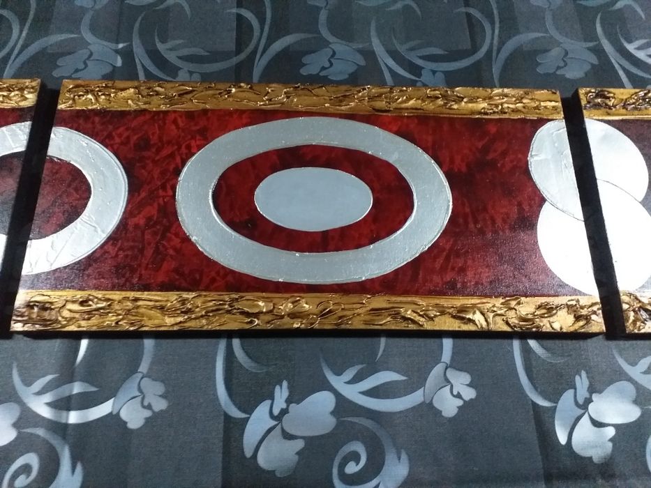 Pinturas a oleo em bom estado de conservação, 3 quadros