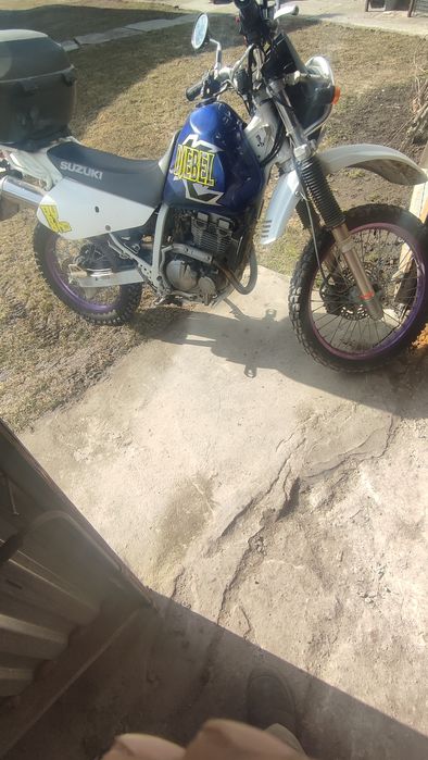 Suzuki djebel 250