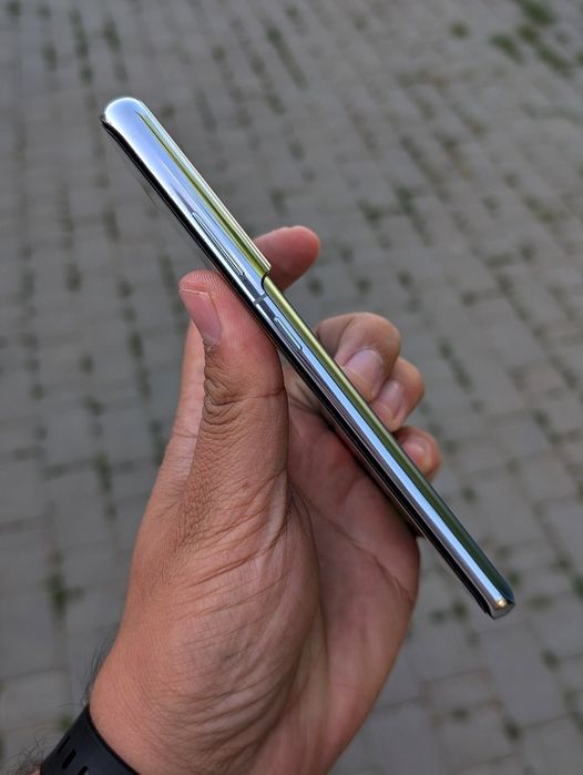 Samsung s21 ultra 5g  (SM-998U 12/128 в идеале сим+есим 100x zoom  Камера зверь)