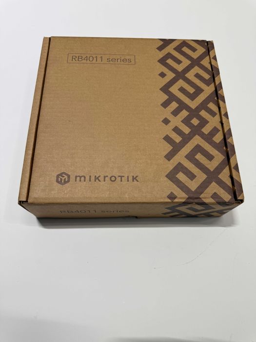 Маршрутизатор (роутер) MikroTik RB4011iGS+5HacQ2HnD-IN