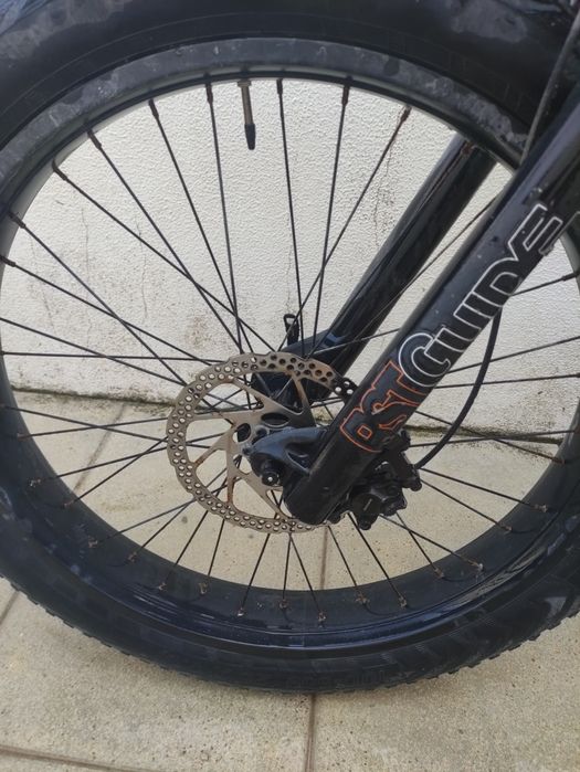 Bicicleta elétrica fat bike