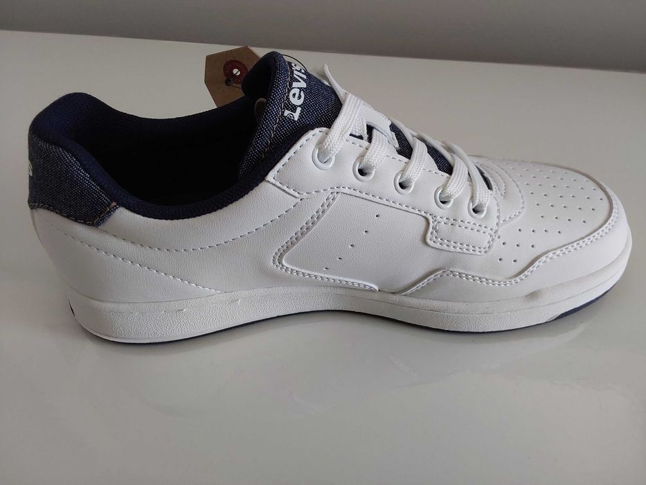 Sapatilhas Levi's Brancas