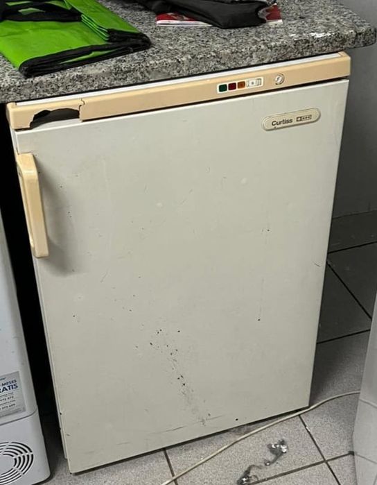 Frigorífico e arca congeladora