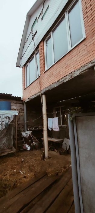 Продам новый дом на Слободке