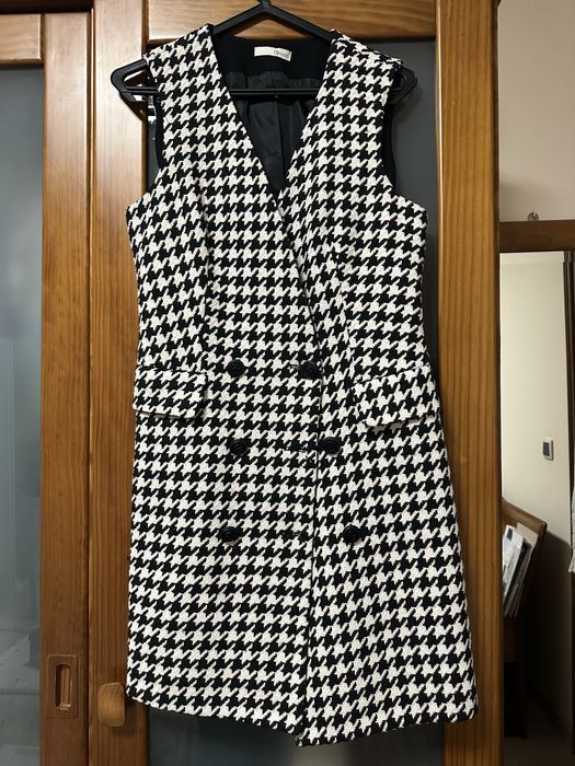 Vestido preto e branco Relish