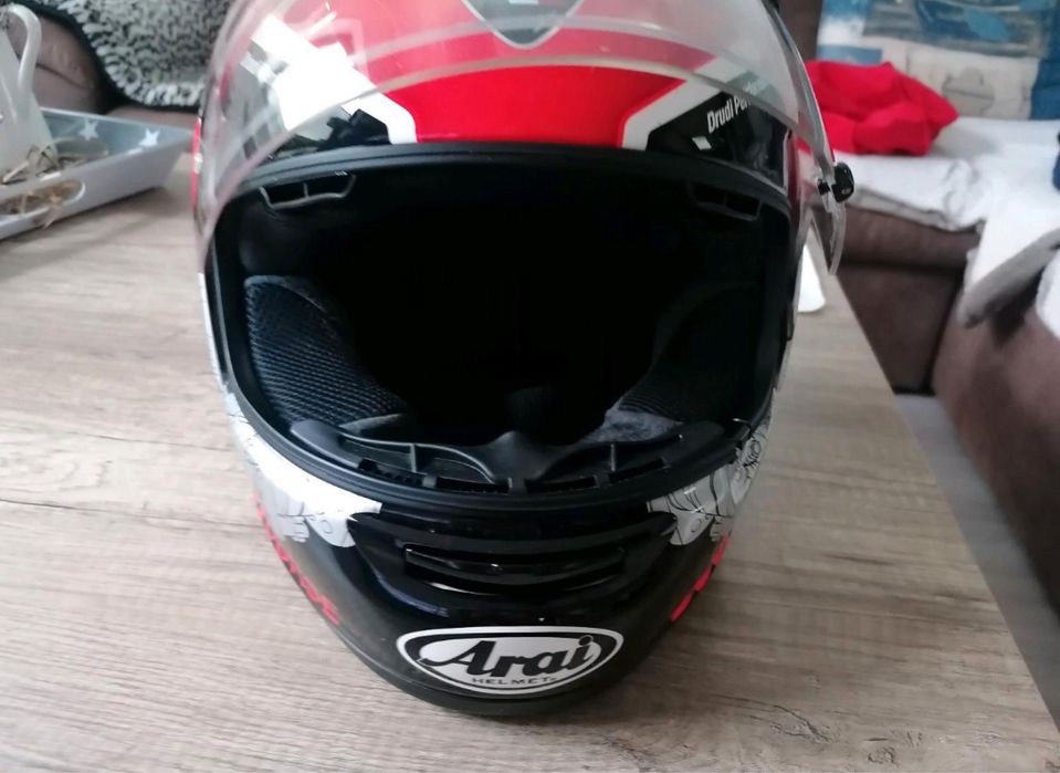 Capacete ducati arai