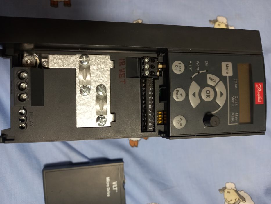 132F0030 Danfoss VLT 7,5 кВт Частотный преобразователь 132F0026  4кВт