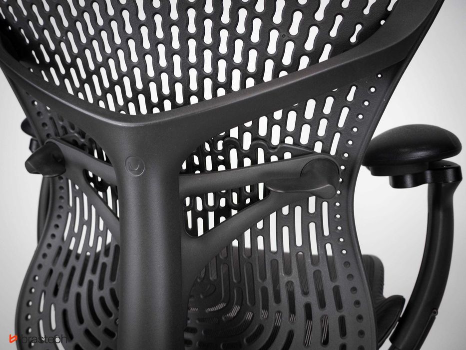 Fotel biurowy Herman Miller Mirra 2