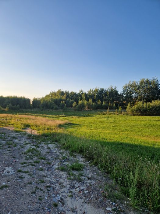 Działka budowlana 1010m² -droga utwardzona