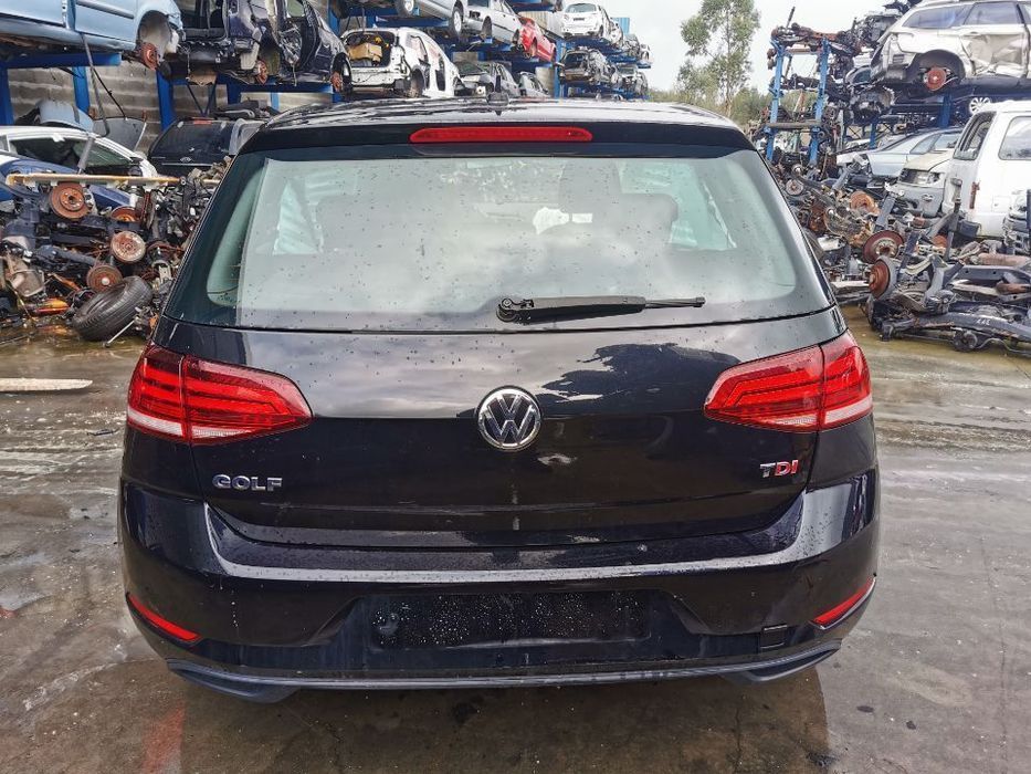 Peças Volkswagen Golf 7 1.6 TDI do ano 2017 (DDY)
