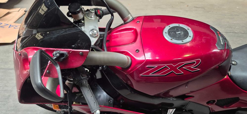 Kawasaki zxr 400
