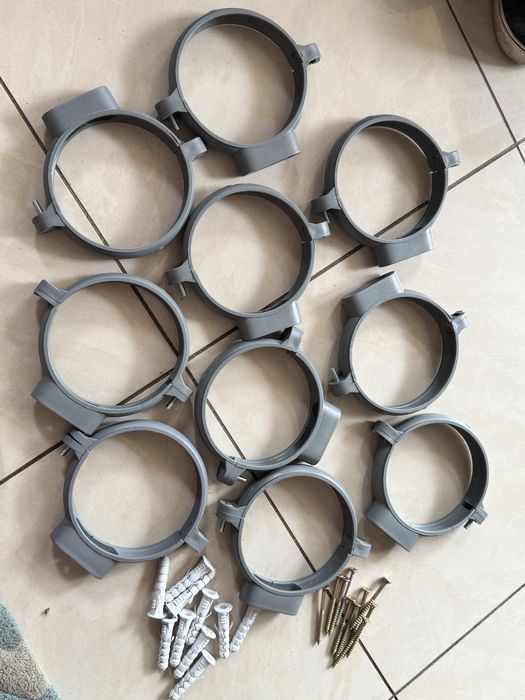 Obejma do rur kanalizacyjnych 10 szt. 110 mm