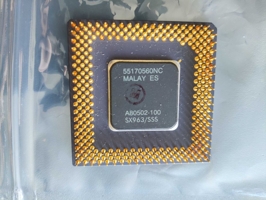 Intel Pentium 1 100MHz (Vintage)