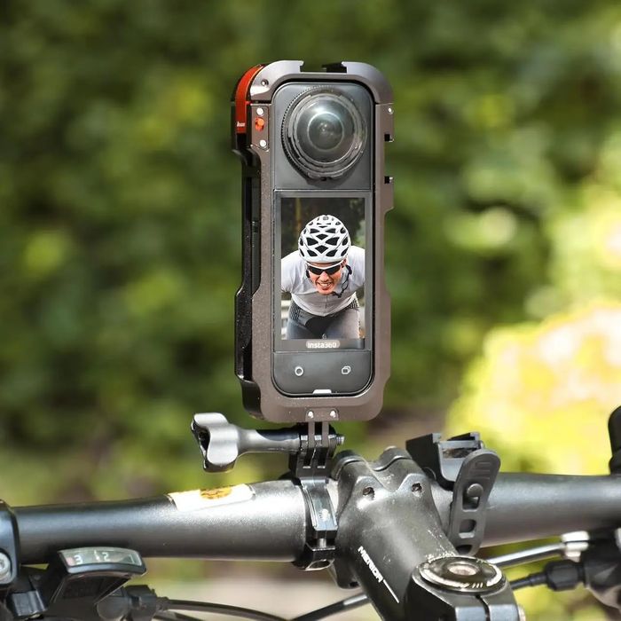 Металевий кейс Amazear для Insta360 X5, захисна cage-рамка легкосплав.