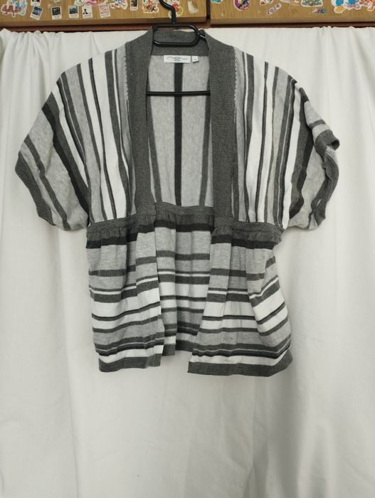 Cienki sweterek, narzutka, rozmiar L