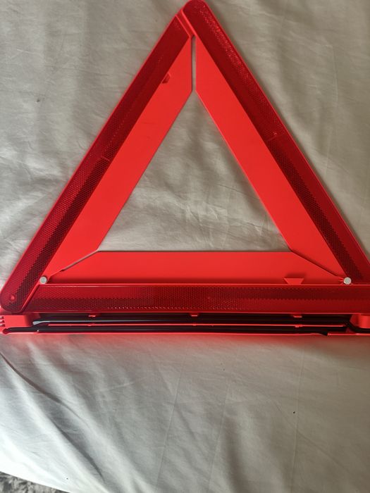 Triangulo original Mercedes  E  250
