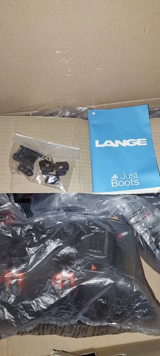 Лижні черевики Lange Shadow 110 LV